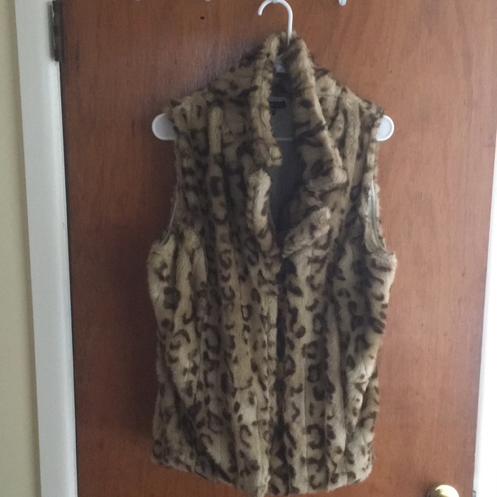 Fur vest